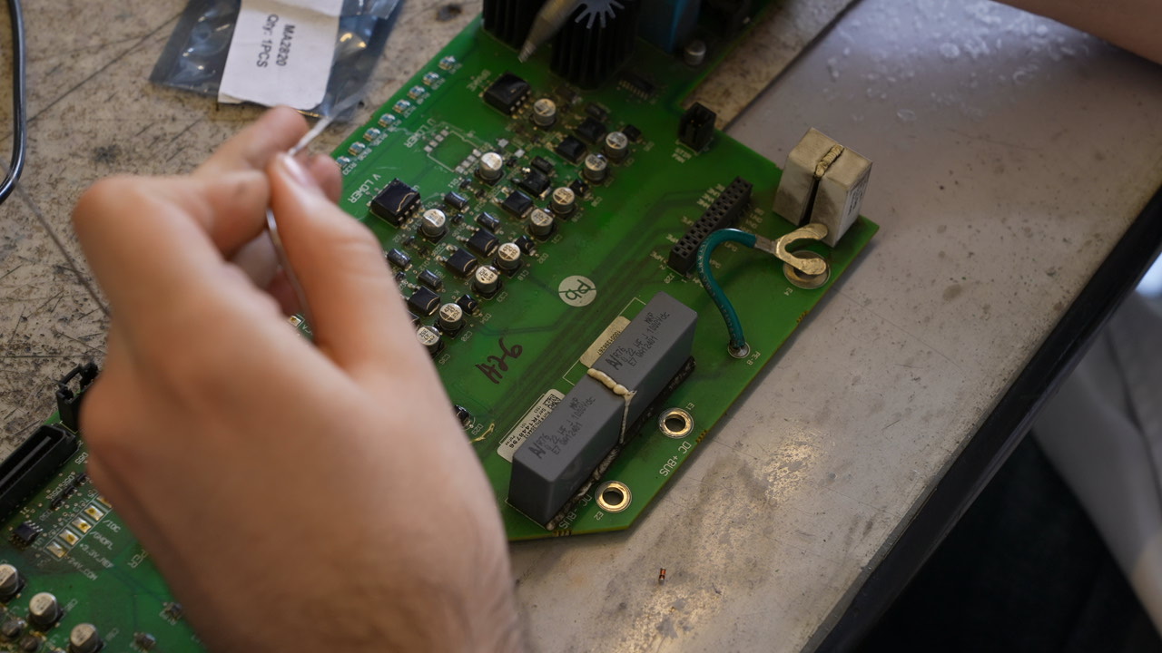 riparazione di scheda elettronica